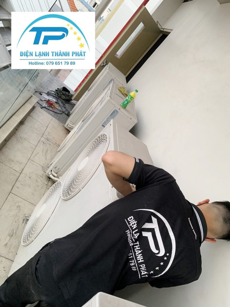 Dịch vụ thi công ống đồng máy lạnh âm tường Điện Lạnh Thành Phát SG có giá thành hợp lý.