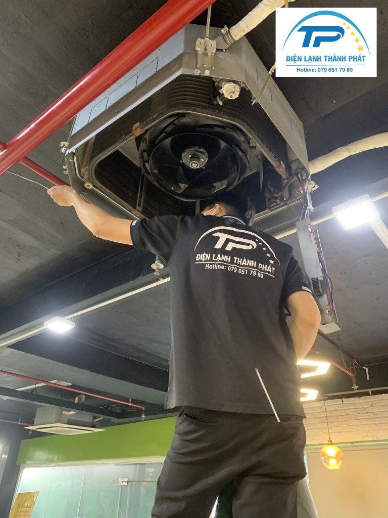 Quy trình 5 bước làm việc bài bản của nhân viên Điện lạnh Thành Phát.