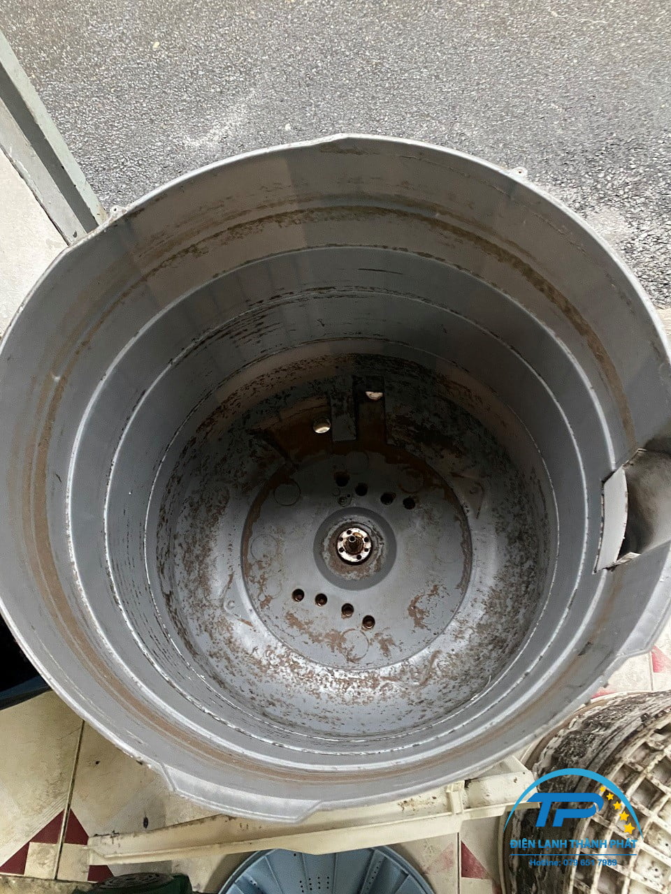 Cung cấp dịch vụ sửa máy giặt tận nhà đáng tin cậy.