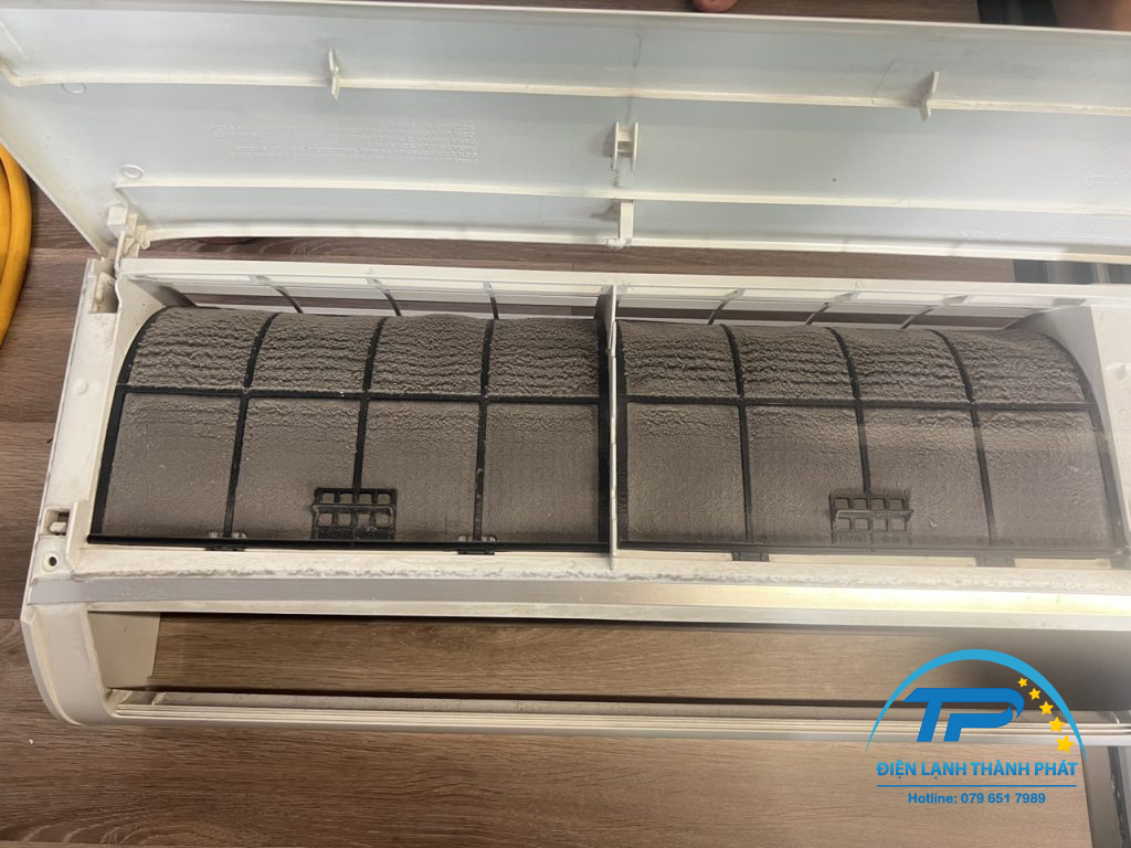 bang-gia-may-lanh-chay-nuoc