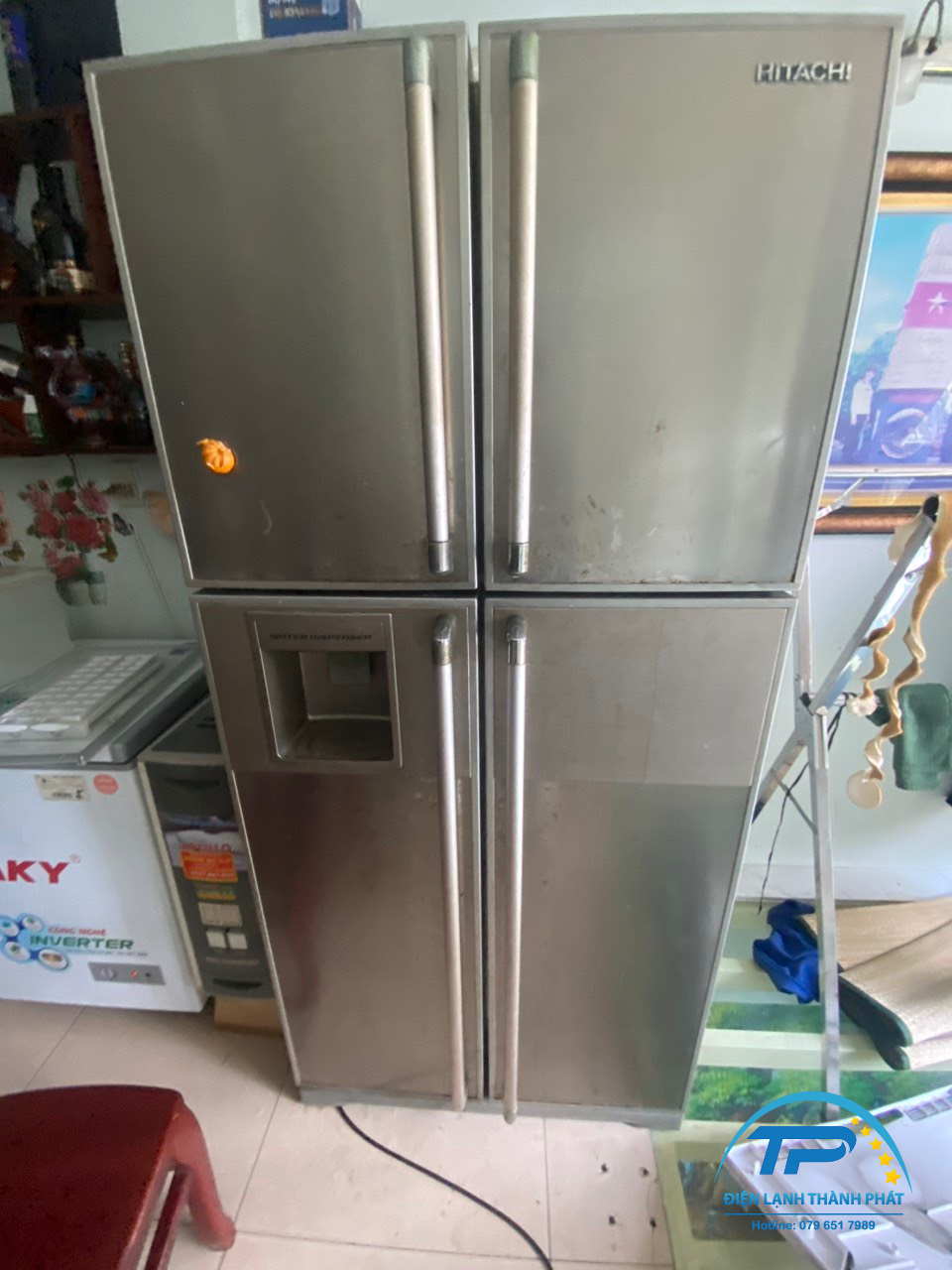 sua-tu-lanh-hitachi