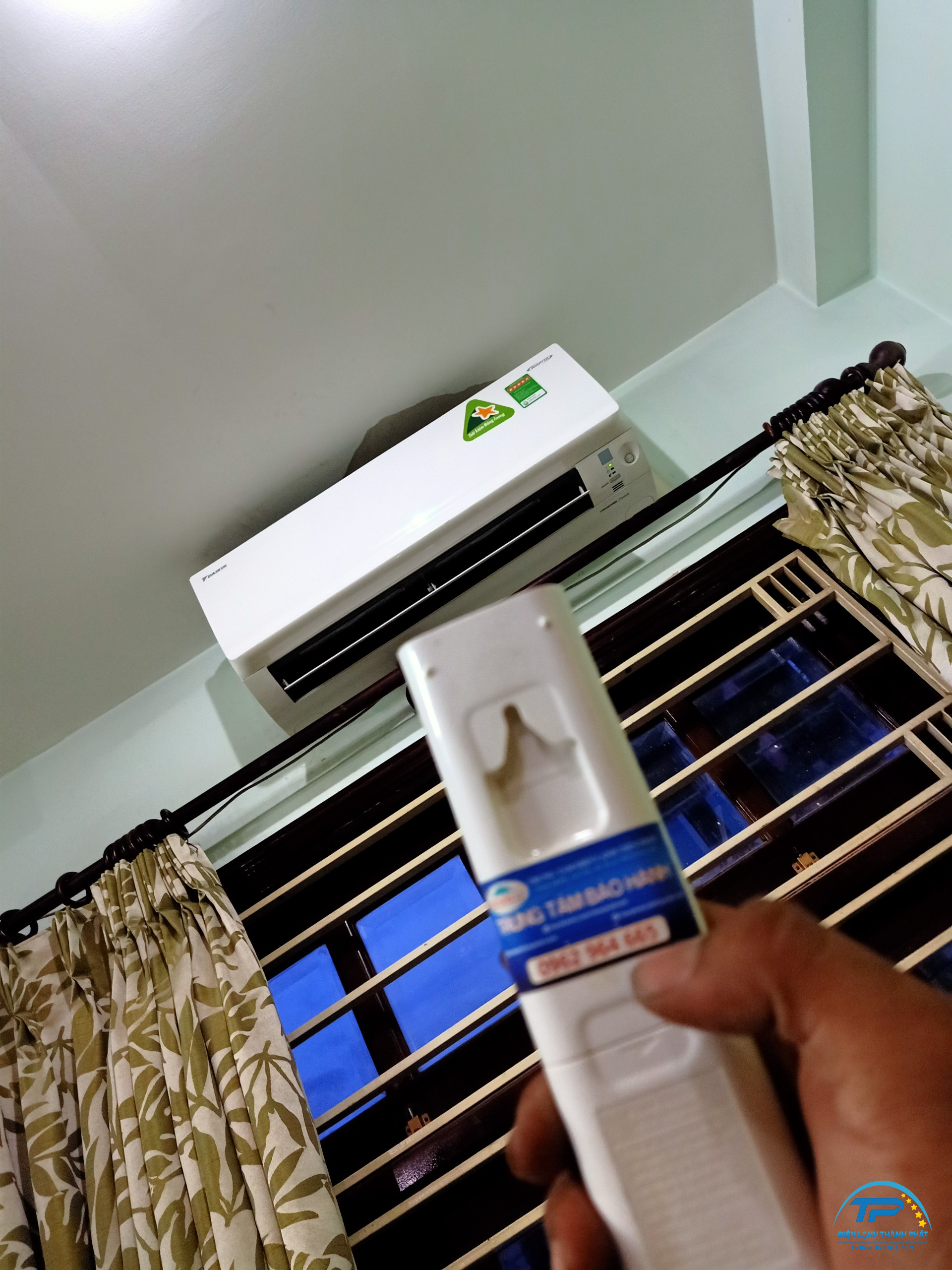 thao-lap-may-lanh-quan-12