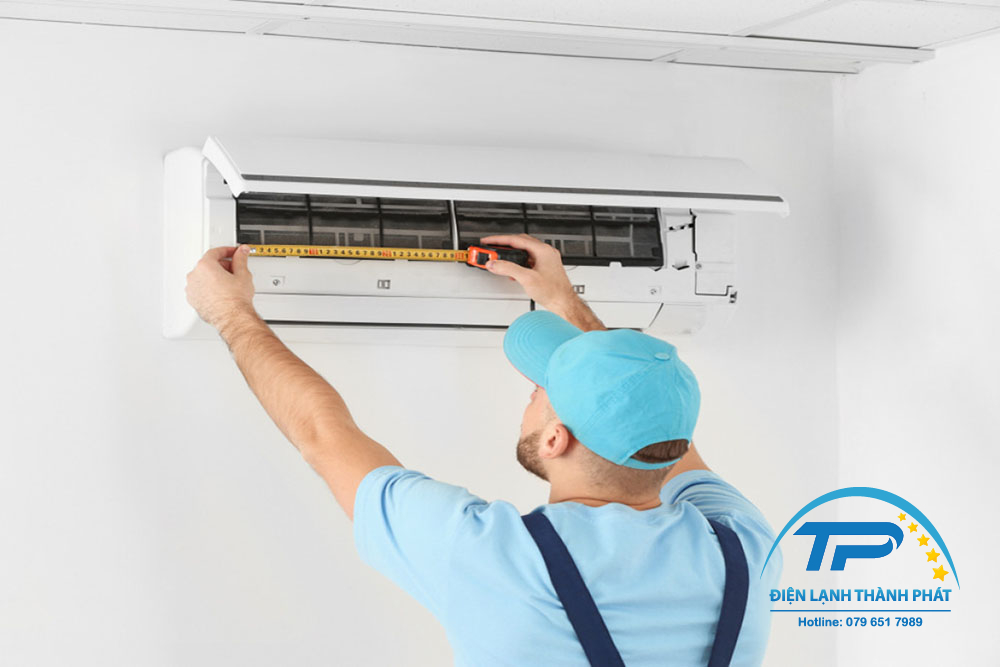 thao-lap-may-lanh-quan-2