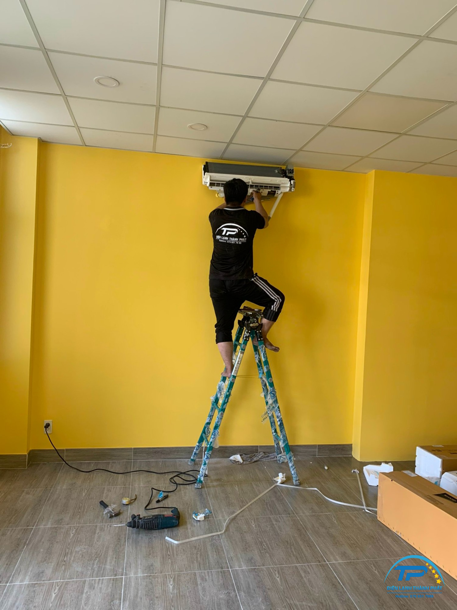 thao-lap-may-lanh-tan-phu