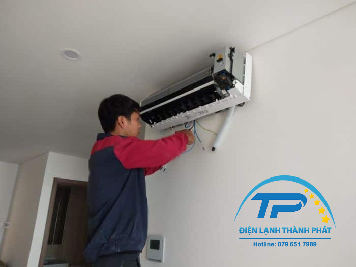 thao-lap-may-lanh-tan-phu